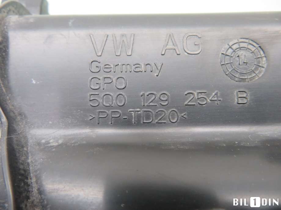 Diverse deler til VW Golf VII 2012-2017 (Fase 1)  (VOLKSWAGEN|5Q0129254B|)