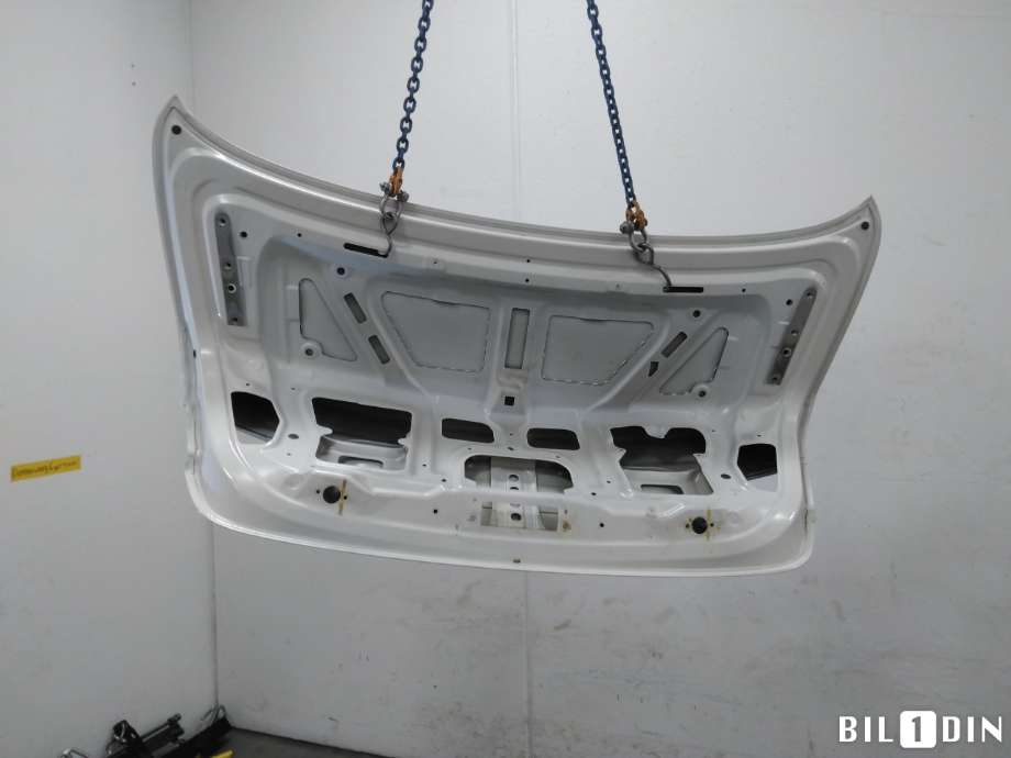 Bakluke sedan til BMW 5-Serie 2010-2017 (F10/F11) (F10/F11) (BMW|41627240552|)
