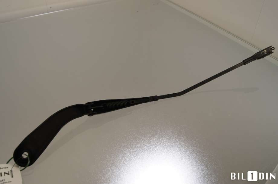 Viskerarmer frontrute til BMW 4-Serie 2013-2020 (F32/F33/F36) (F32/F33/F36) (BMW|61619465075||61617260474)