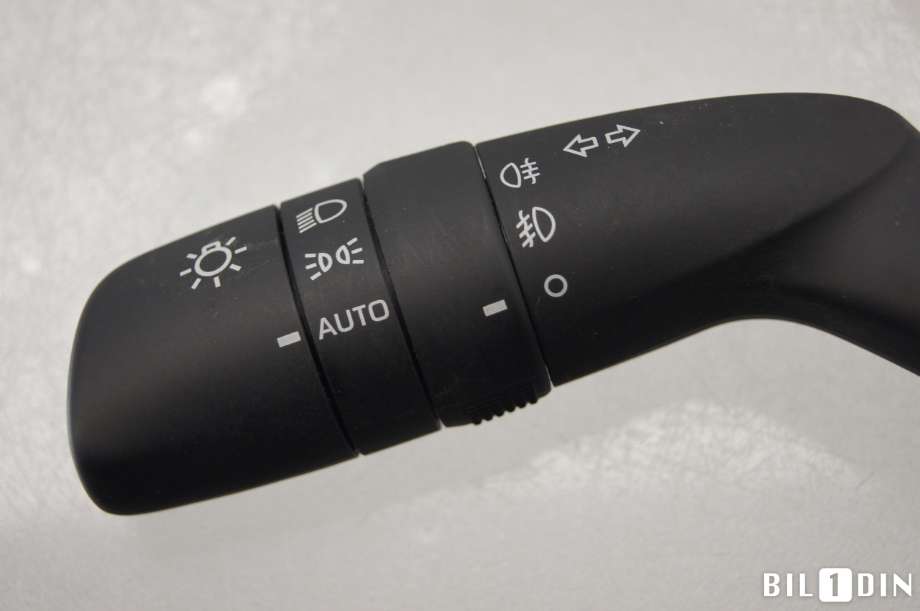 Bryter blink til Toyota Corolla 2019-->>  (TOYOTA|8432902040|)