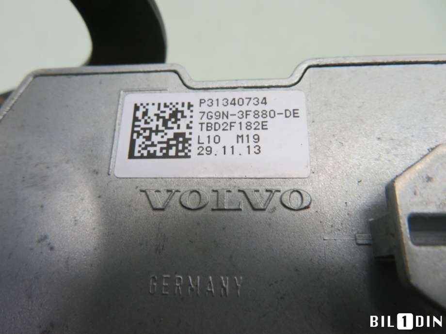 Rattaksel til Volvo V70 2014-2016 (Type III, Fase 2)  (VOLVO|31387676|)
