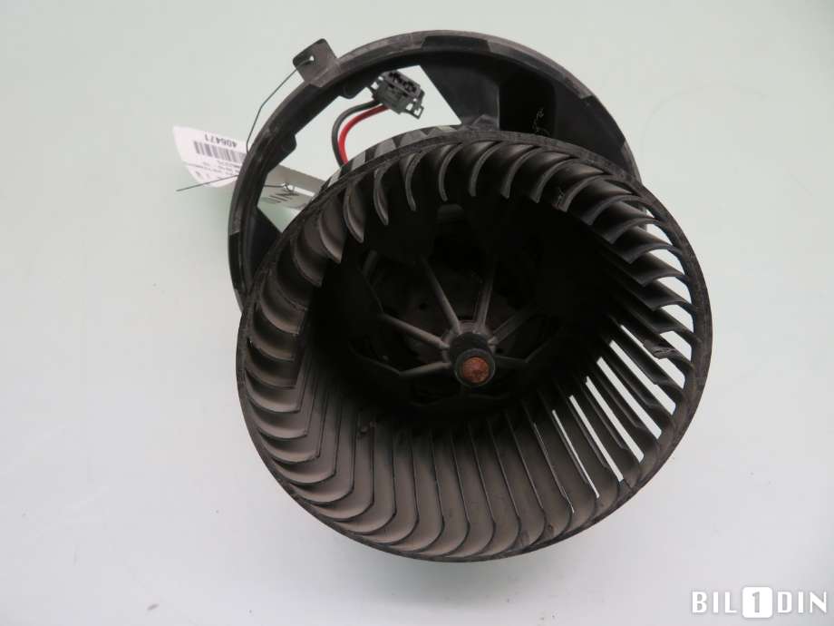 Varmeapparat motor til VW Touran 2010-2015 (Type I, Fase 3)  (VOLKSWAGEN|1K1820015L|)