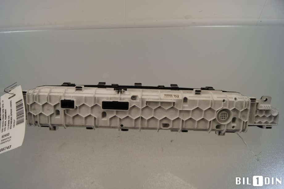 Instrumentpanel til Toyota Prius 2016-2023 (Type IV) (combi) (combi) (TOYOTA|8384247L20|8386247L51|8380047L51)