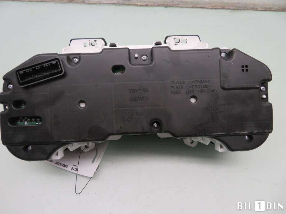 Instrumentpanel til Toyota Auris 2010-2012 (Type I, Fase 2)  (TOYOTA|838000ZN51|)