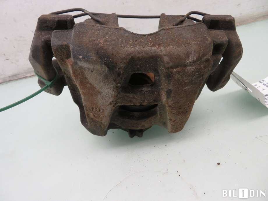 Bremsecaliper høyre foran til Audi A4, Allroad 2009-2016 (Type I) (B8) (B8) (AUDI|8K0615124C|)