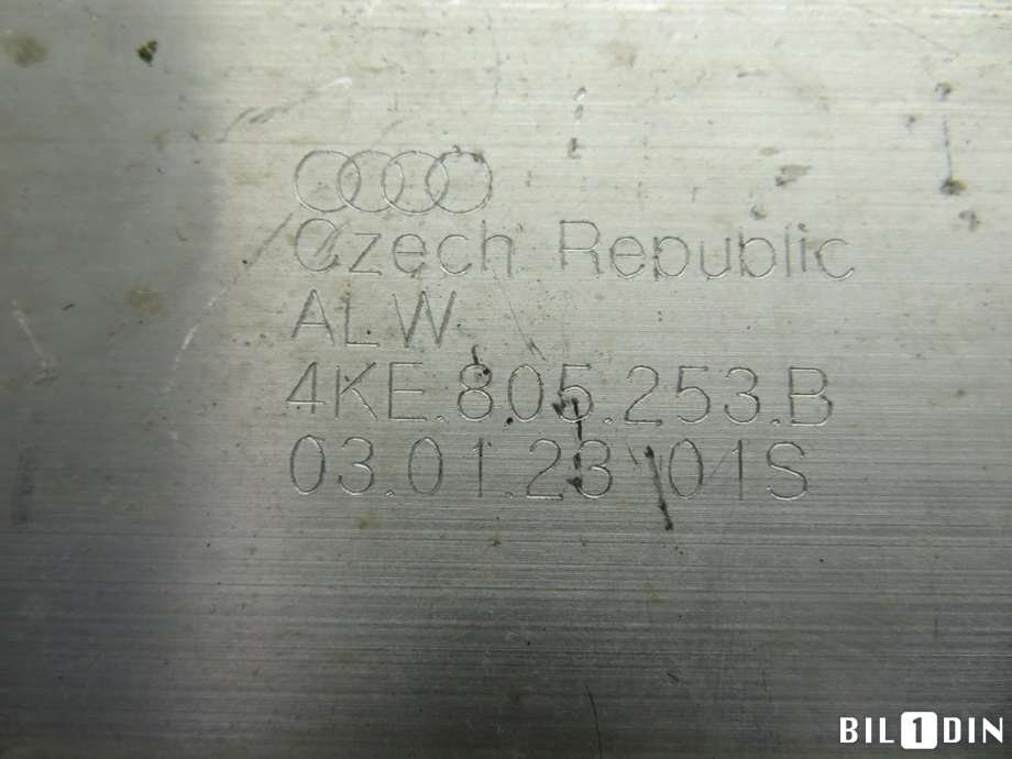 Forstilling til Audi Q8 2019-->>  (AUDI Q8 E-TRON S-LINE KOMBI|4KE805253B|)