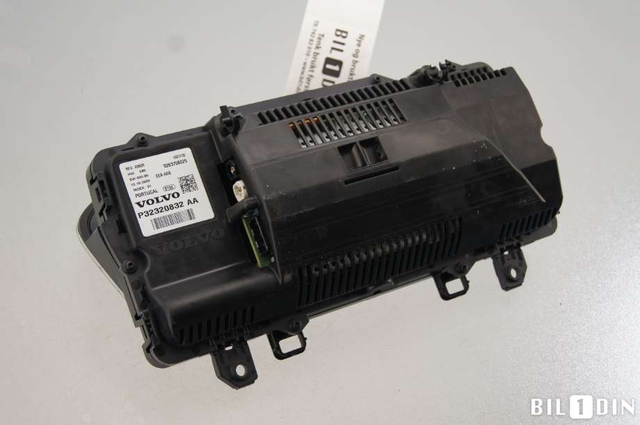 Instrumentpanel til Volvo XC40 2018-2024  (VOLVO|36003414||32320832)