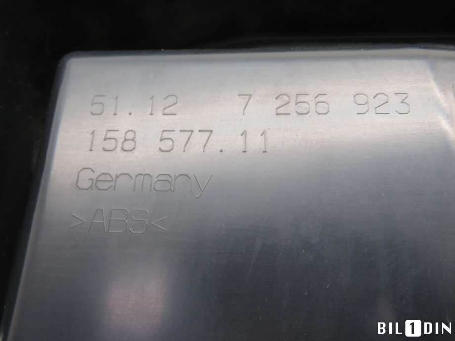 Diverse deler til BMW 3-Serie 2012-2018 (F30/F31/F34) (F30/F31/F34) (BMW|51127256923|)