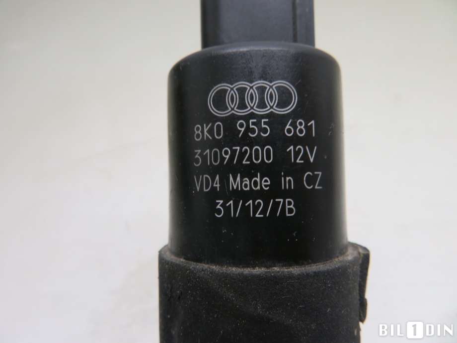 Spylerpumpe til Audi A4 2007-2014 (Type IV) (B8) (B8) (AUDI|8K0955681|)