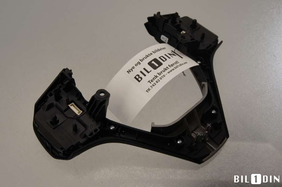Bryter diverse til Toyota RAV4 2016-2019 (Type IV, Fase 2)  (TOYOTA|8425042240C1|)
