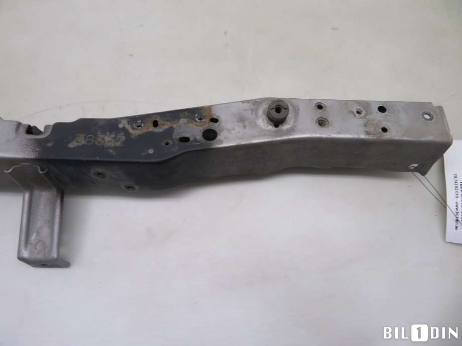 Frontplate øvre til Toyota Avensis 2009-2015 (Type III, Fase 1)  (TOYOTA|5320805030|)