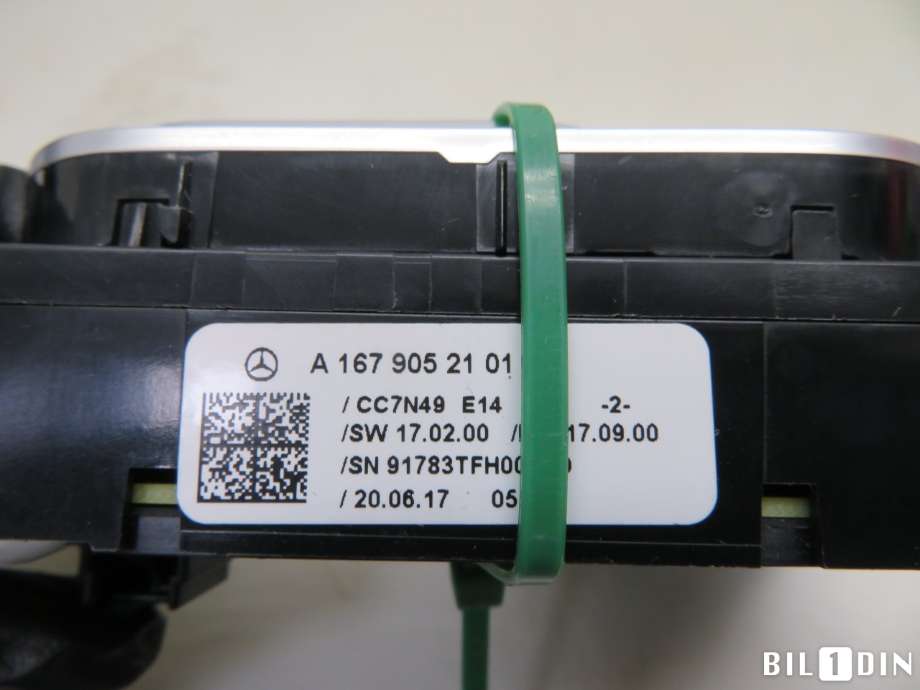 Bryter diverse til Mercedes GLE 2019-->> (W167) (W167) (MERCEDES|A1679052101|)