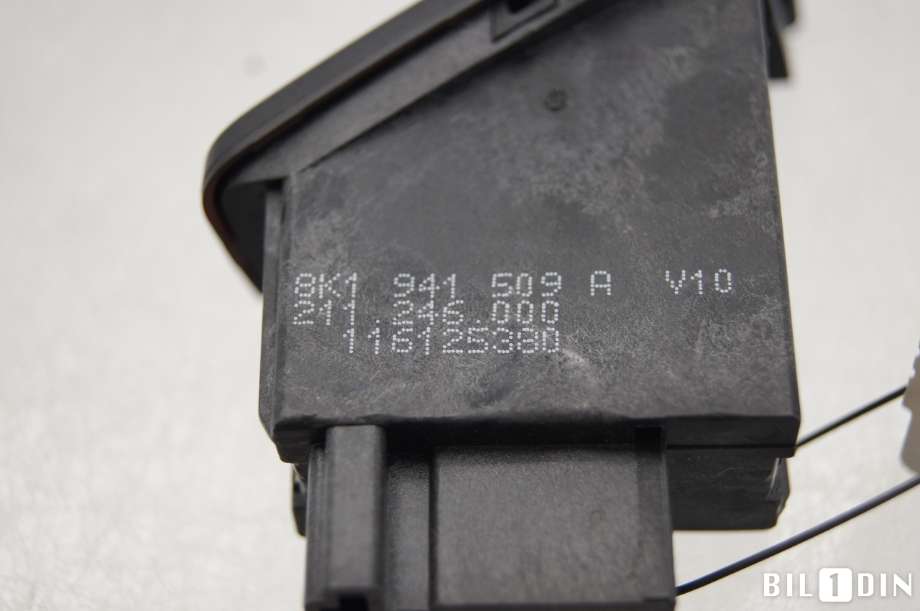 Bryter nødblink til Audi A4 2007-2014 (Type IV) (B8) (B8) (AUDI|8K1941509A|)