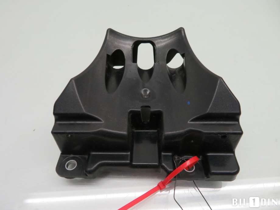 Ekspansjonstank til VW Transporter / Caravelle 2015-2019 (T6) (T6) (VOLKSWAGEN|7E0121409E|)