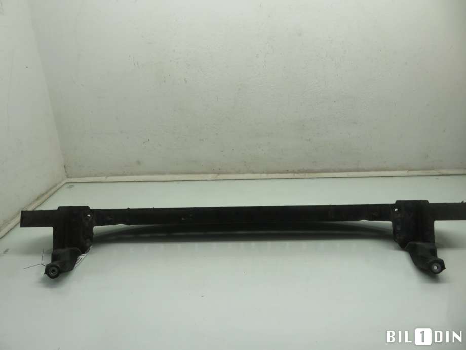 Frontplate nedre til VW Golf, Plus/Cross 2005-2009 (Fase 1) (VOLKSWAGEN|5M0807093B|)