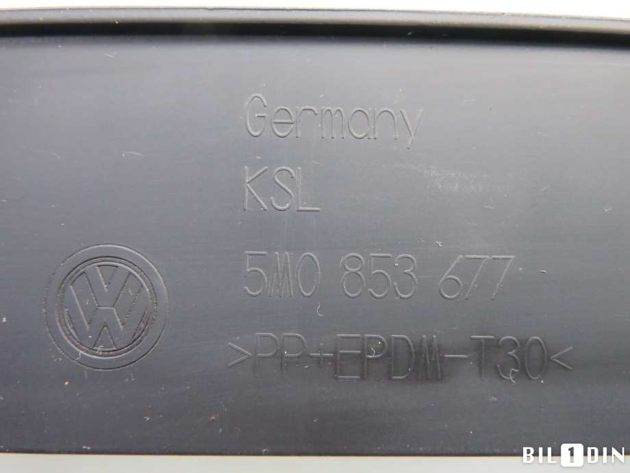 Diverse deler til VW Golf, Plus/Cross 2005-2009 (Fase 1) (VOLKSWAGEN|5M0853677|)