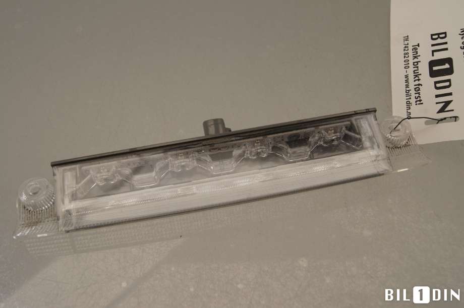Baklykt bremselys bakrute til Toyota Yaris Cross (SUV) 2021-->> (8157048100|)