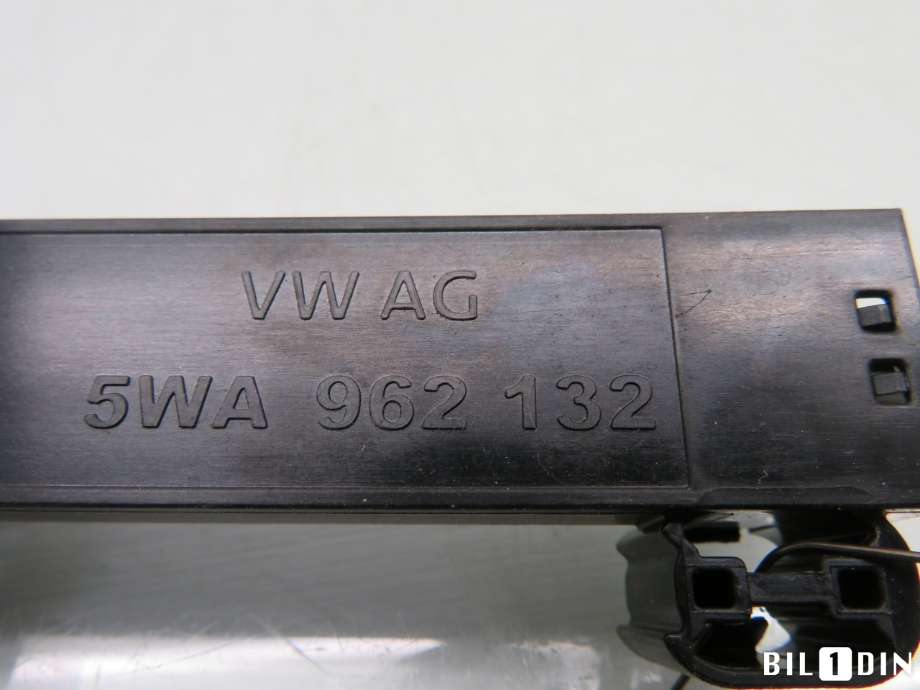 Diverse deler til VW ID.4 2020-->>  (5WA962132|)