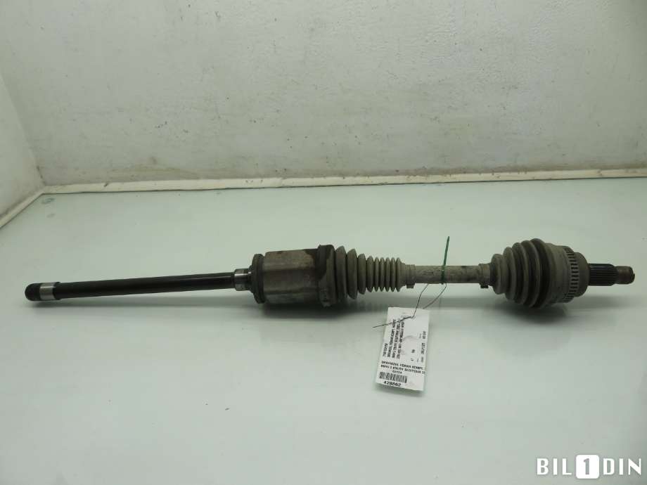 Drivaksel høyre foran til BMW 3-Serie 2005-2011 (E90/E91/E92/E93) (E90/E91/E92/E93) (BMW|31607558950|)