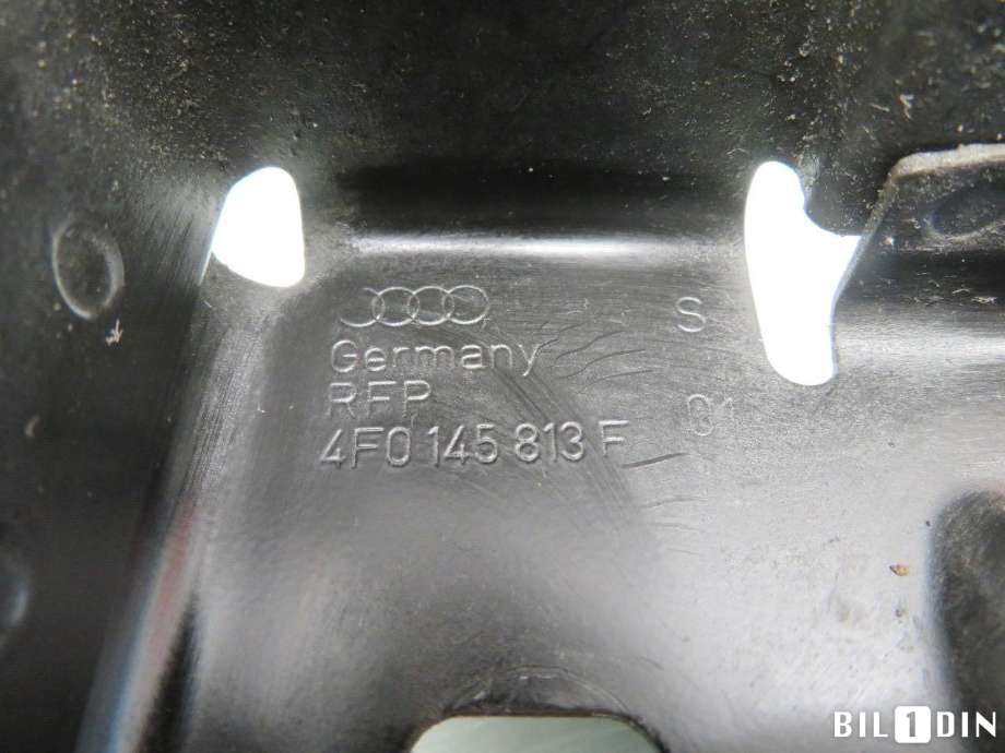 Diverse deler til Audi A6 2005-2008 (Type III, Fase 1) (C6) (C6) (AUDI|4F0145813F|)
