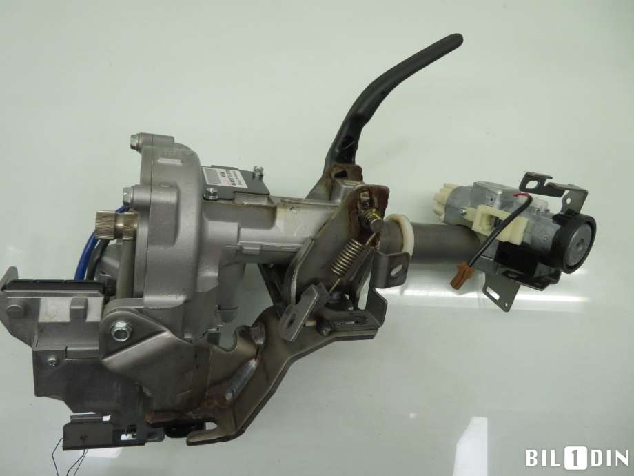 Rattaksel til Nissan X-Trail 2007-2014 (T31) (T31) (NISSAN|48080JM00A|48080JM00B|)