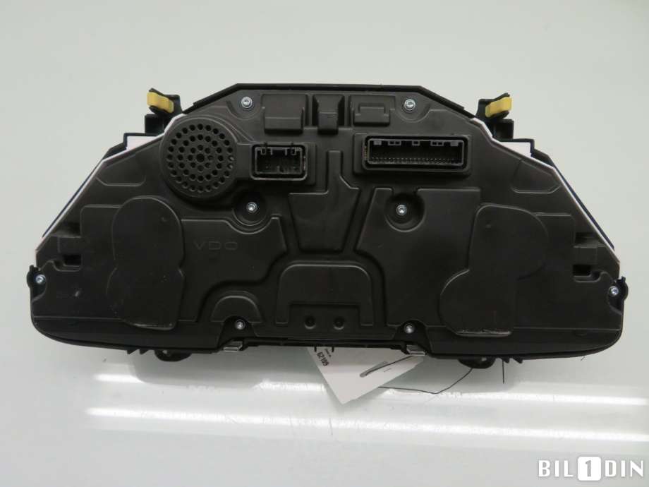 Instrumentpanel til Toyota Auris 2015-2019 (Type II, Fase 2)  (TOYOTA|83800F2E63|83800F2E64|)