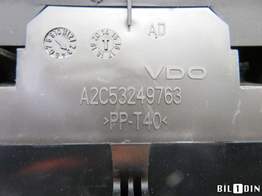 Instrumentpanel til Škoda Superb 2008-2015 (Type II) (SKODA|3T1920841M|)