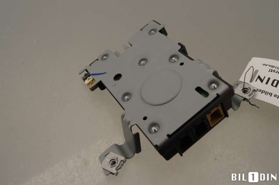 Antenne forsterker til Audi A3 2009-2012 (Type II, Fase 2)  (AUDI|8P4035225|)
