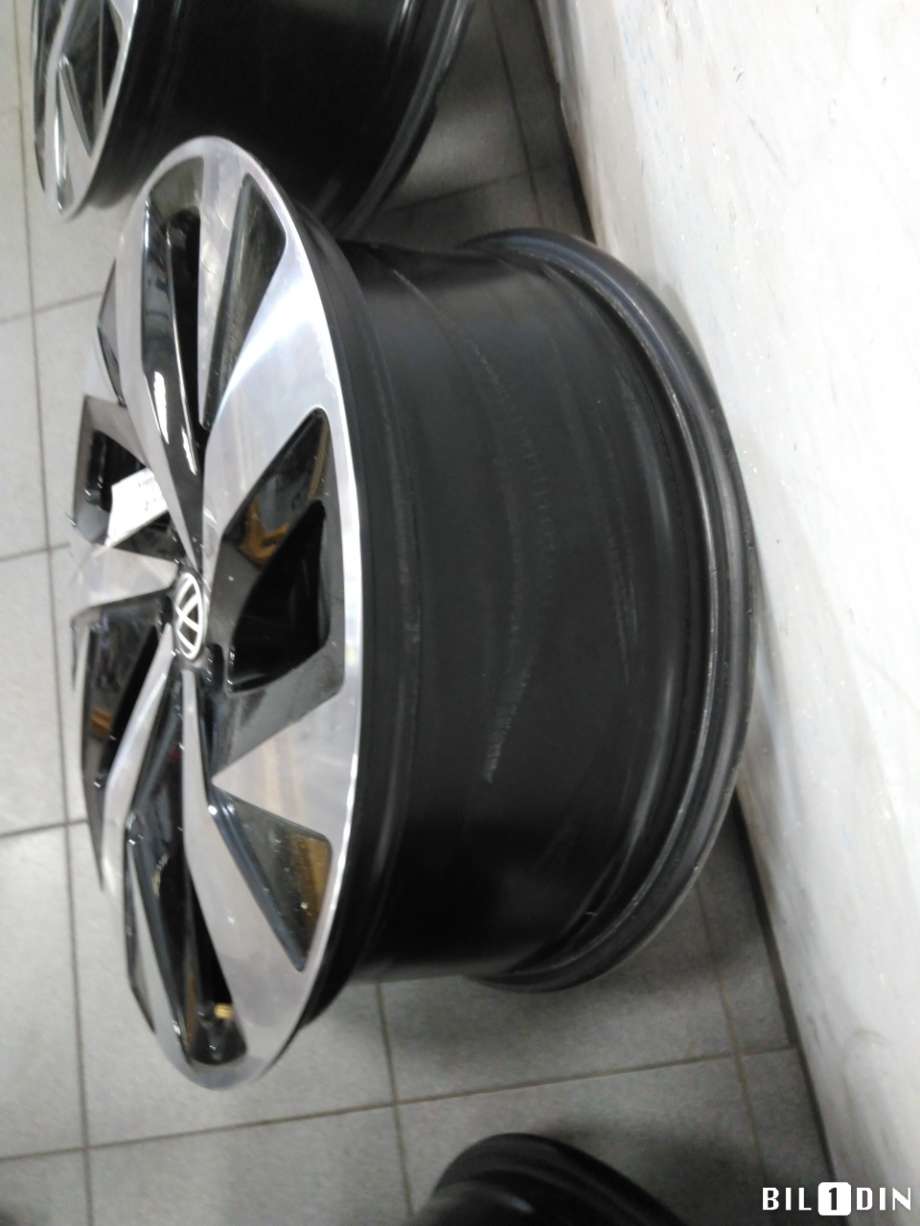 Felg aluminium til VW ID.4 2020-->>  (11A601025H|9 J X 20 H2 ET42|)