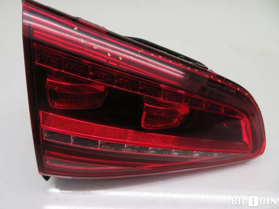 Baklykt venstre indre til VW e-Golf 2014-2017 (Fase 1) (VOLKSWAGEN|5G0945307F|)