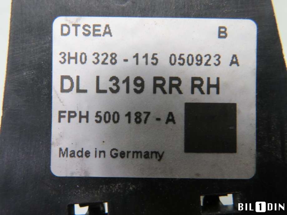 Dørhåndtak utv venstre bak til Land Rover Discovery 2005-2009 (Type III) (LAND-ROVER|CXF500034|AH2221121AB|5H2221121AA)