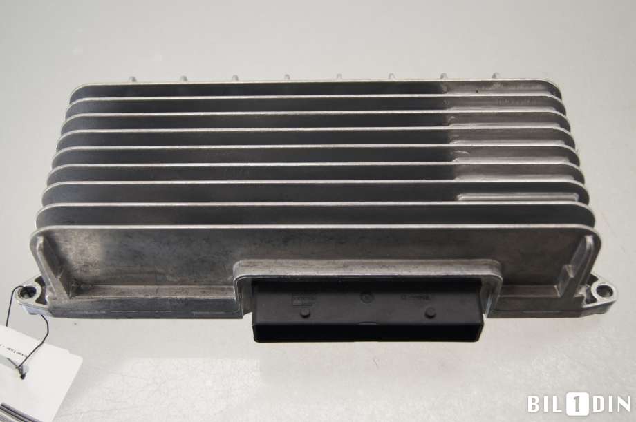 Bilstereo forsterker til Audi A4 2007-2014 (Type IV) (B8) (B8) (AUDI|8T0035223AH|)
