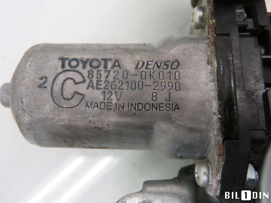 Ruteheis venstre foran til Toyota Hilux 2006-2011 (TOYOTA|698020K011|)