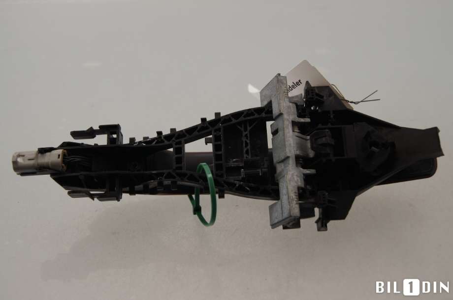Dørhåndtak utv høyre foran til Land Rover Range Rover, Evoque 2011-2019 (Type I) (LAND-ROVER|BJ32224N02AD|BJ3222400AE8LML|)