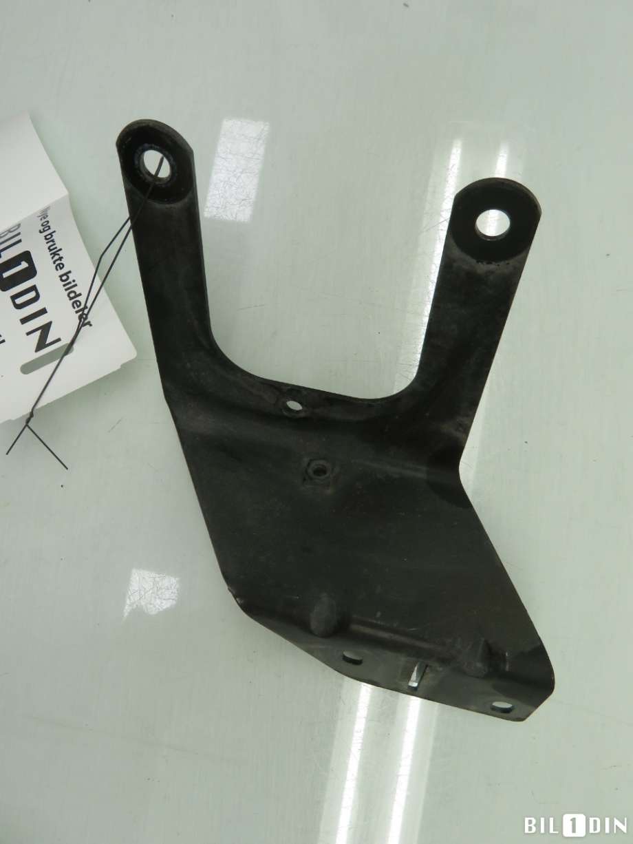 Diverse deler til Audi A6 2008-2011 (Type III, Fase 2) (C6) (C6) (AUDI|4F0951229|)