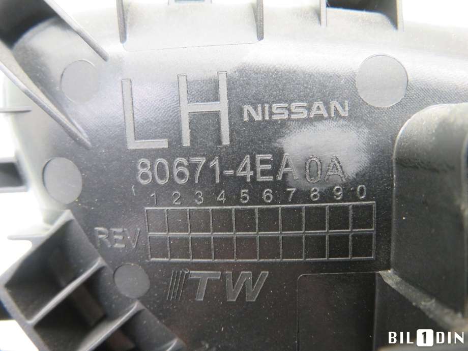 Dørhåndtak inv høyre bak til Nissan Qashqai 2014-2021 (Type II)  (NISSAN|806714EA1A|)