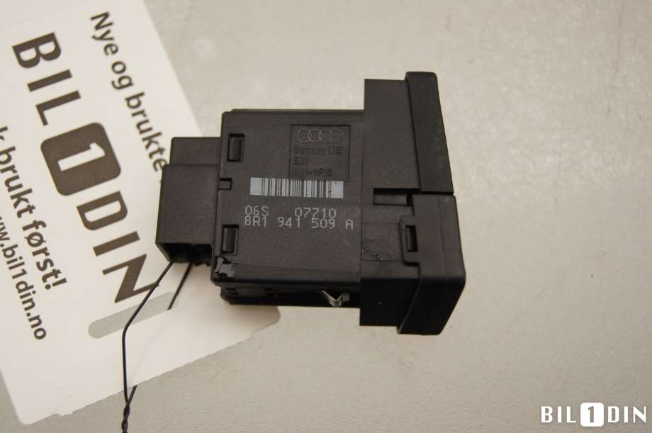 Bryter nødblink til Audi Q5 2008-2012 (Type I, Fase 1)  (AUDI|8R1941509A|)