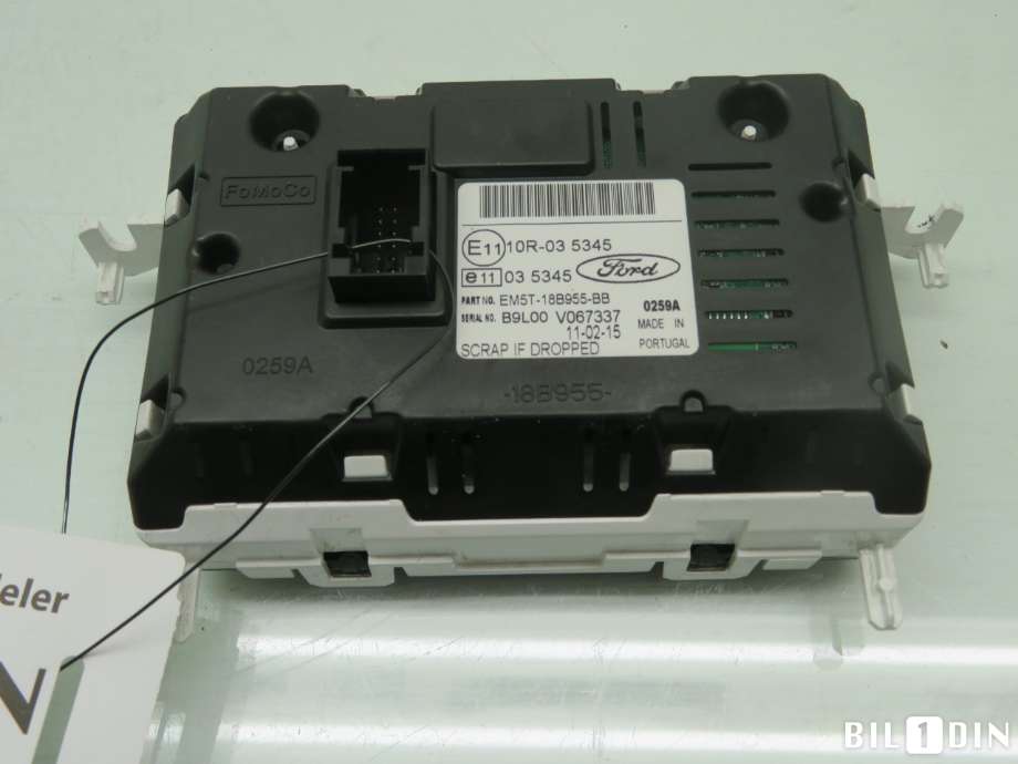 Multimedia display (MCU - Media Controller Unit) til Ford Transit Connect 2013-2018 Type II, Fase 1  (FORD|2014481|EM5T18B955BD|EM5T18B955BB)