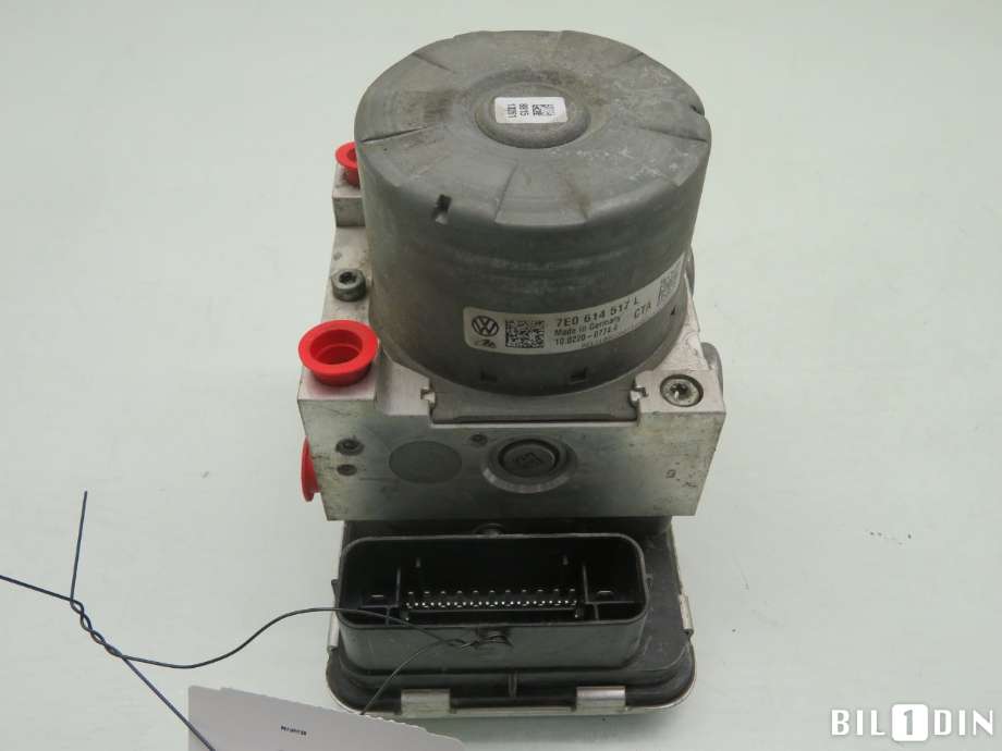 ABS sentral til VW Caddy 2015-2020 (Type III, Fase 3)  (VOLKSWAGEN|7E0614517L|)