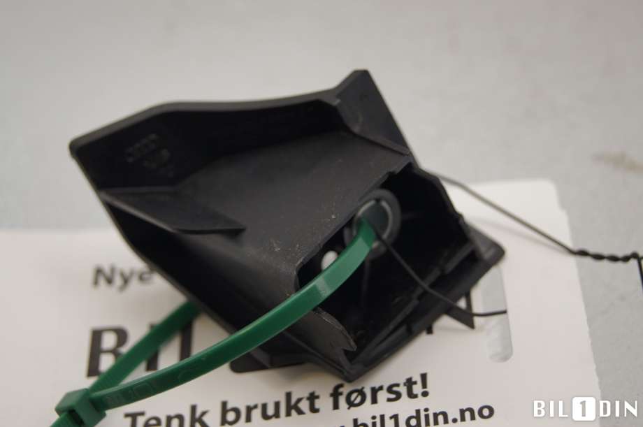 Diverse deler til Audi A4 2015-2019 (Type V, Fase 1) (B9) (B9) (AUDI|8W0821232A|)