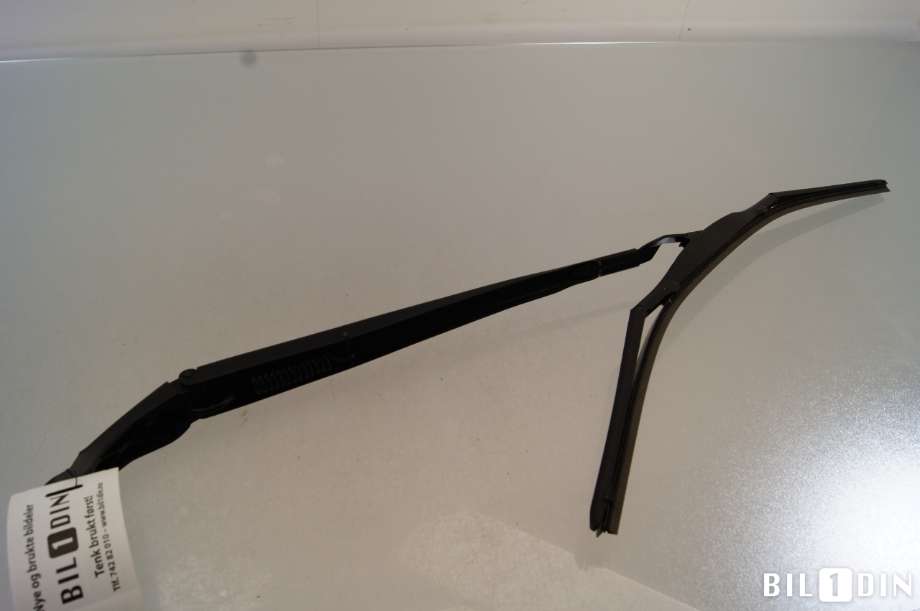 Viskerarmer frontrute til Toyota Auris 2013-2015 (Type II, Fase 1)  (TOYOTA|8522102310|)