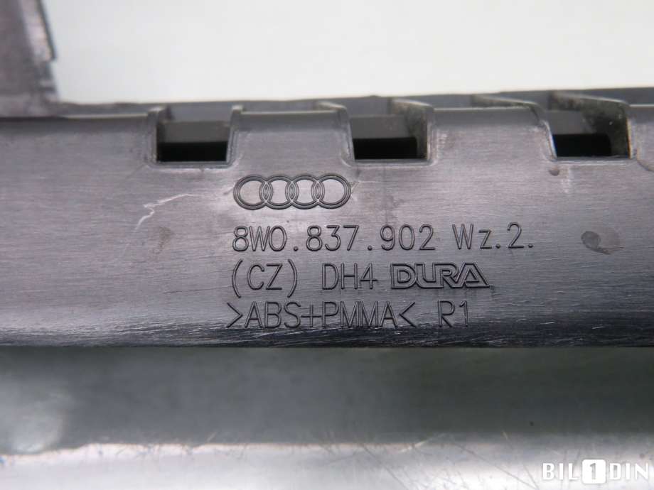 Diverse deler til Audi A4, Allroad 2016-->> (Type II) (B9) (B9) (AUDI|8W0837902A|)