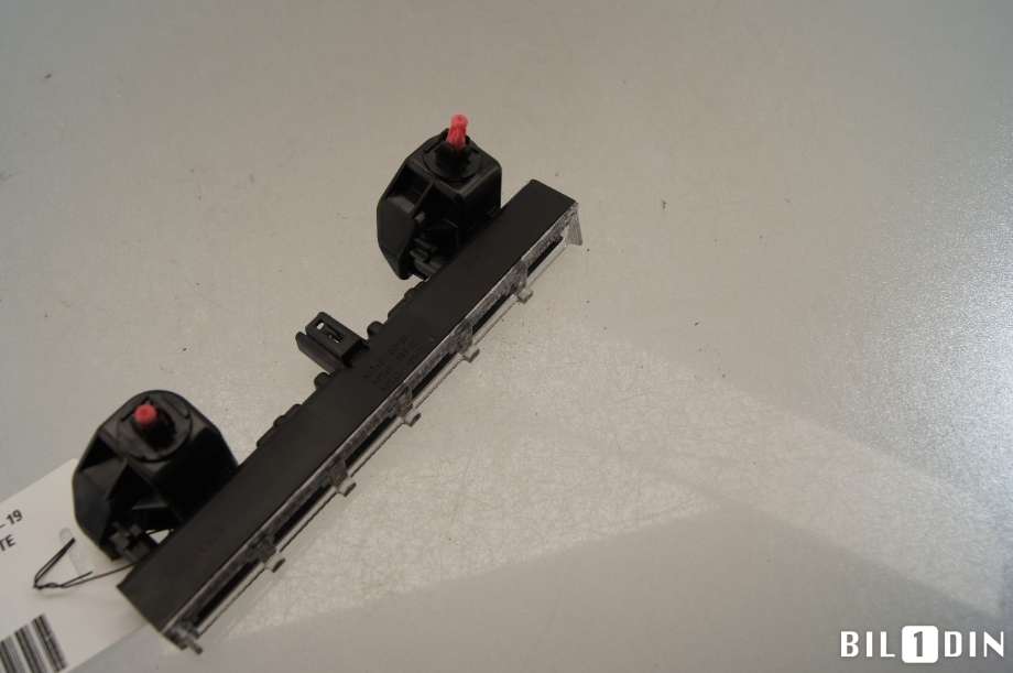 Baklykt bremselys bakrute til Toyota Auris 2013-2015 (Type II, Fase 1) (TOYOTA|8157012440|)