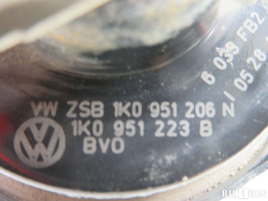 Horn/signalhorn til Škoda Superb 2008-2015 (Type II)  (SKODA|1K0951223B|)
