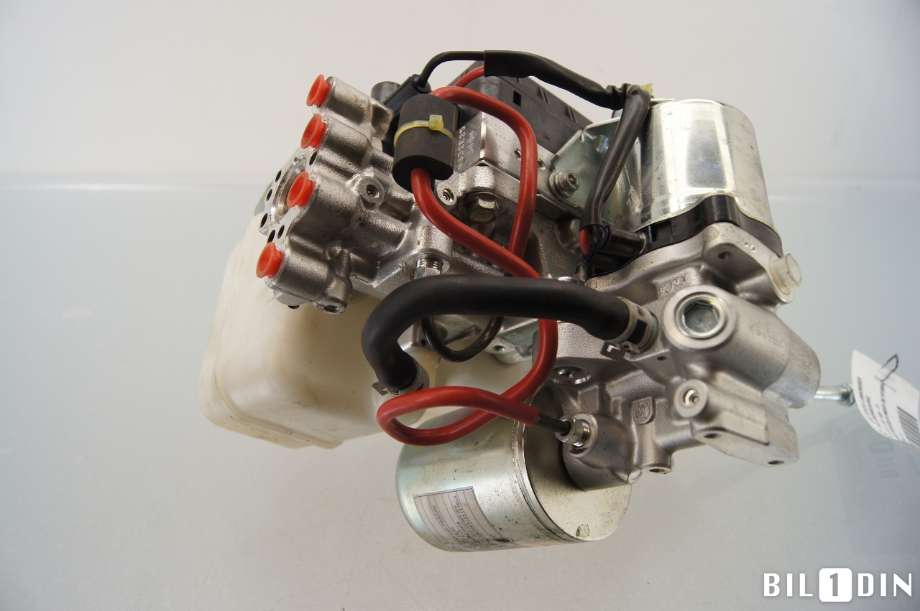 Bremsekraft-forsterker til Toyota Land Cruiser 150 2014-->> (Fase 2) (TOYOTA|4705060860||8954160A33)