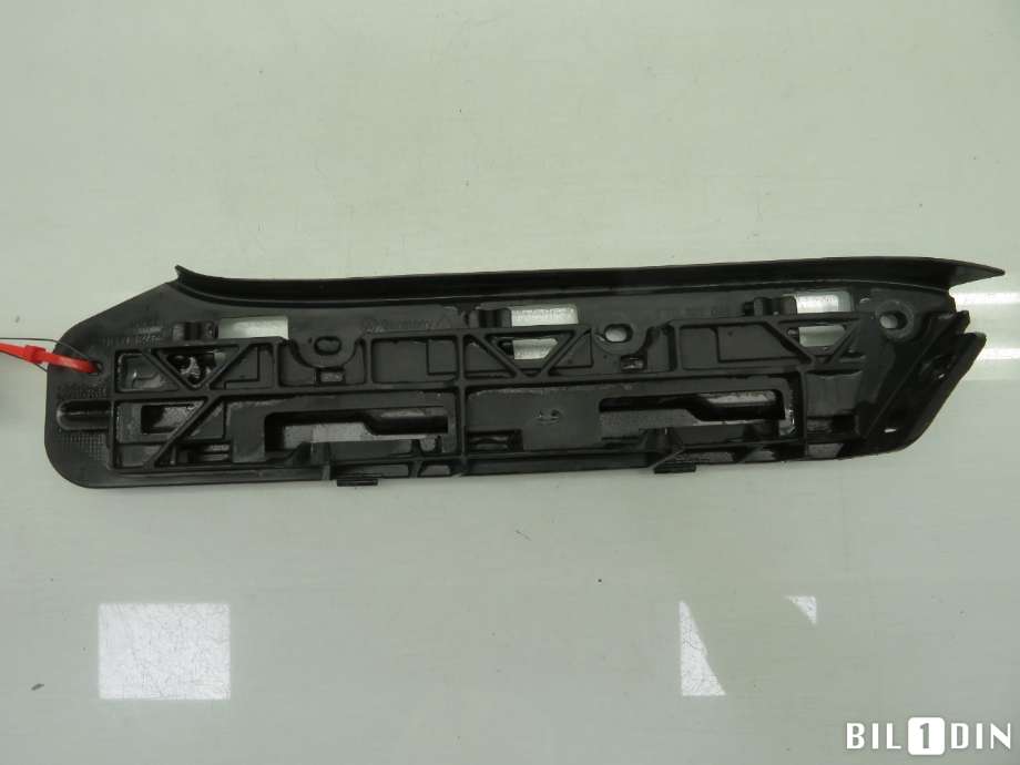 Diverse deler til VW Caddy 2004-2010 (Type III, Fase 1)  (VOLKSWAGEN|1T0807049|)