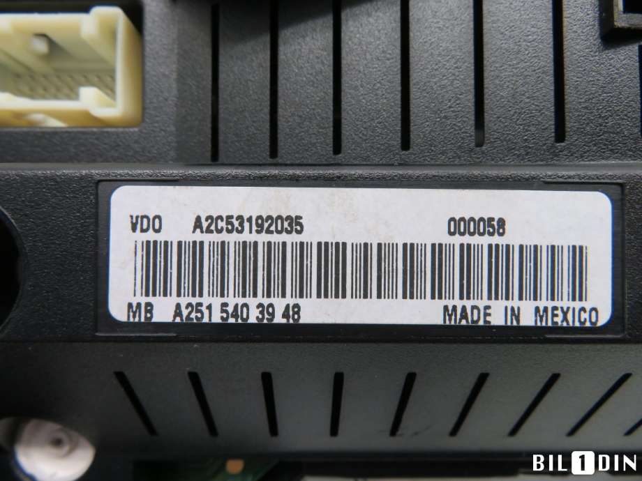 Instrumentpanel til Mercedes R-Klasse 2006-2013 (W251) (W251) (MERCEDES|A2515403948|)