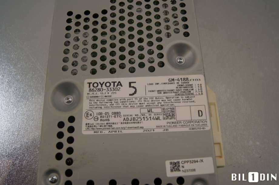 Bilstereo forsterker til Lexus ES 2018-->>  (LEXUS|8628033302|ADJB251514WL|)