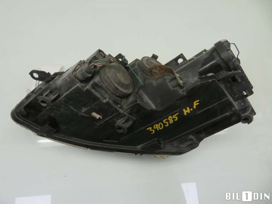Frontlykt høyre halogen til VW Golf VI 2008-2012  (VOLKSWAGEN|5K1941006L|)
