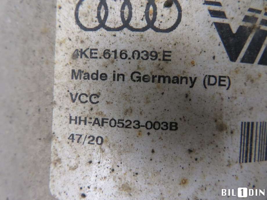 Fjærbein venstre foran til Audi e-tron 2018-->>  (AUDI|4KE616039E|)